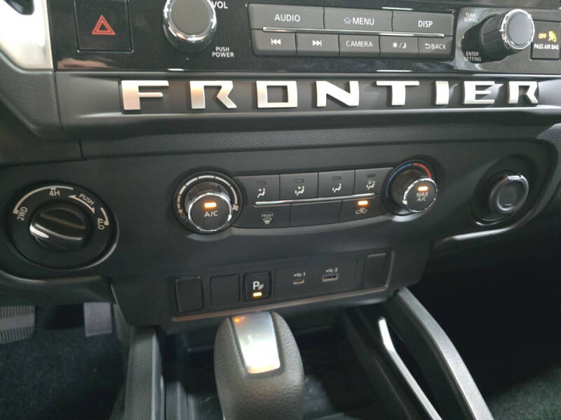 2026 Nissan Frontier SV