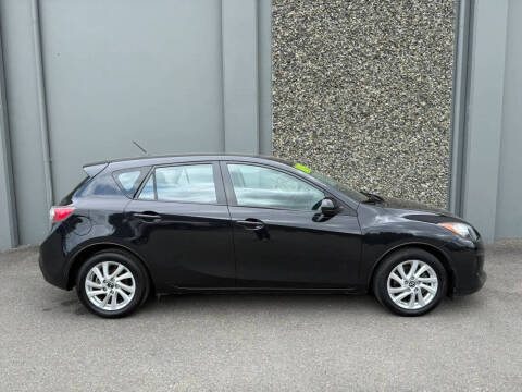 2013 Mazda MAZDA3 i Touring