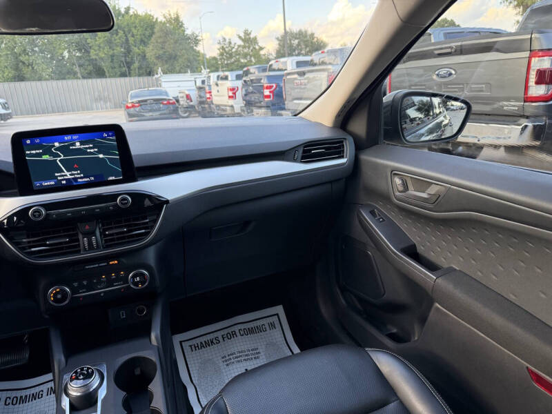 2020 Ford Escape SEL