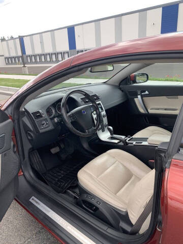 2011 Volvo C70 T5
