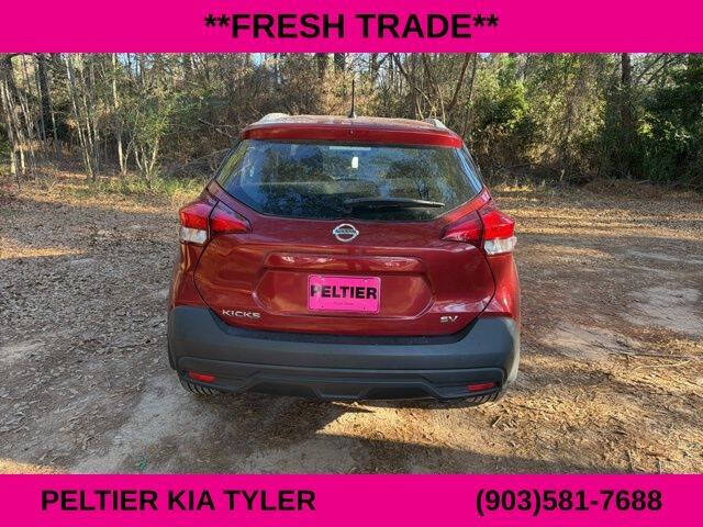 2019 Nissan Kicks SV