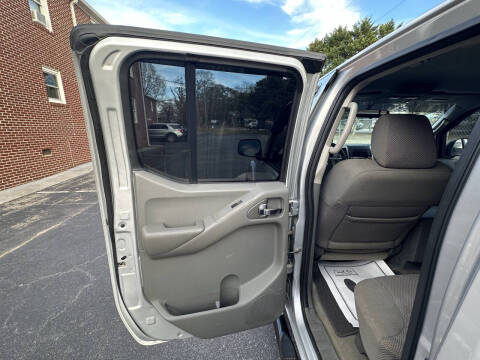 2016 Nissan Frontier SV