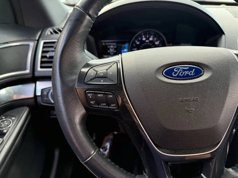 2017 Ford Explorer Limited