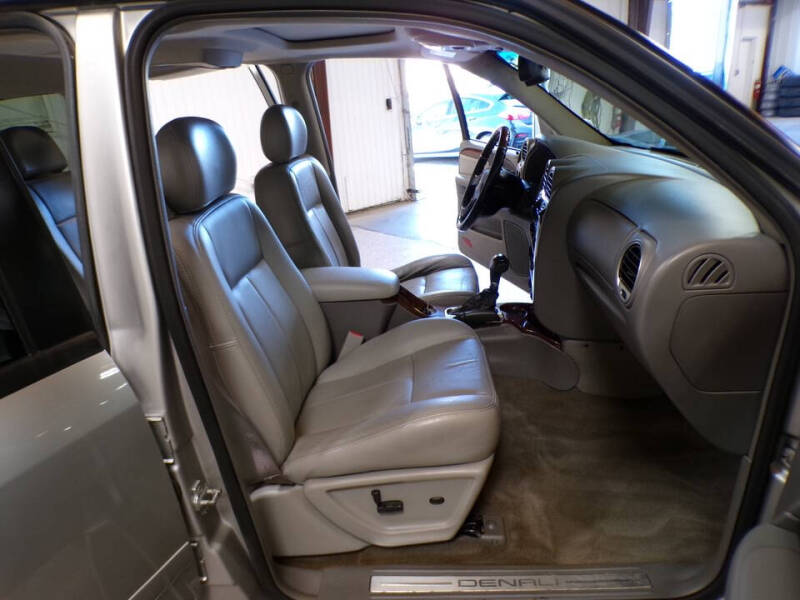 2006 GMC Envoy Denali