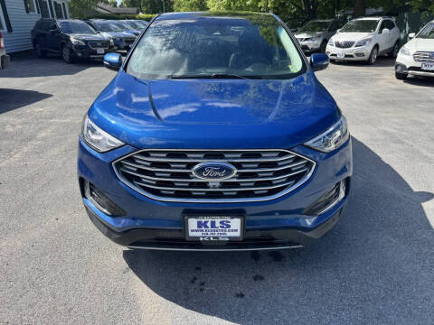 2020 Ford Edge Titanium