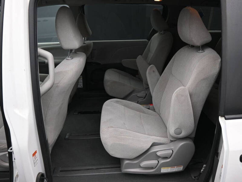 2020 Toyota Sienna L 7-Passenger