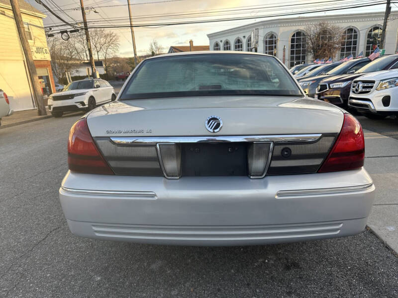 2009 Mercury Grand Marquis LS