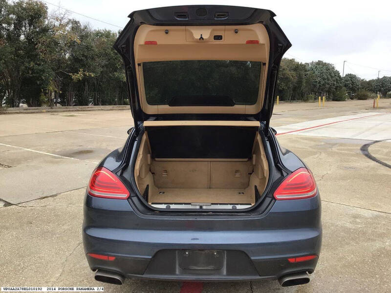 2014 Porsche Panamera 4