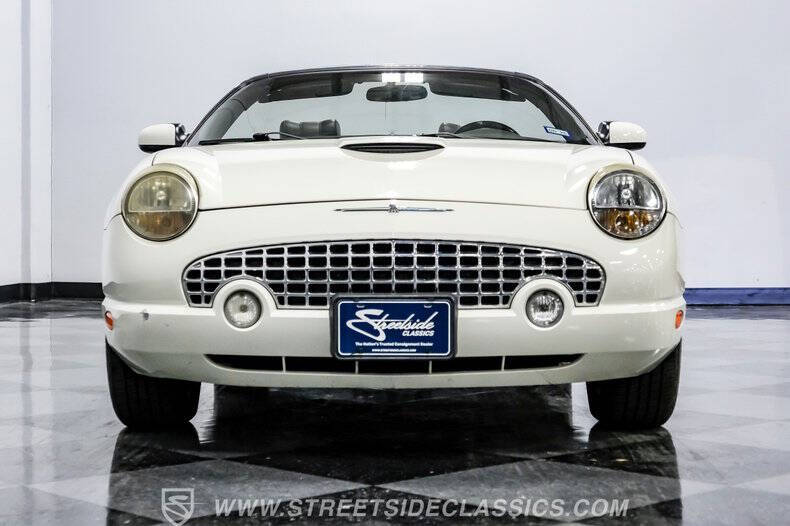 2002 Ford Thunderbird Deluxe