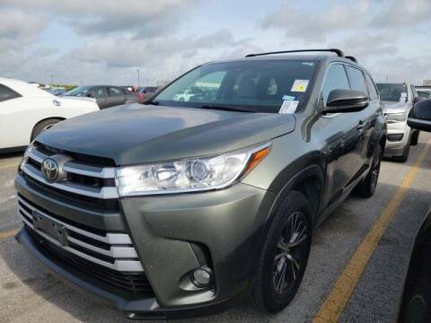 2018 Toyota Highlander for sale at FREDY KIA USED CARS in Houston TX