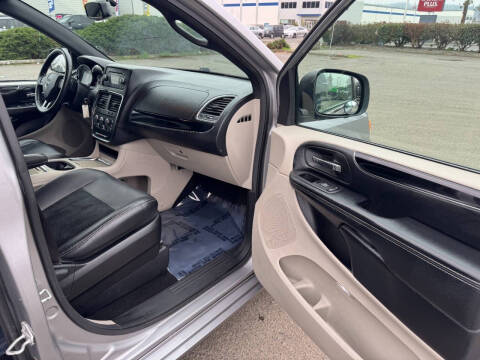 2017 Dodge Grand Caravan SXT