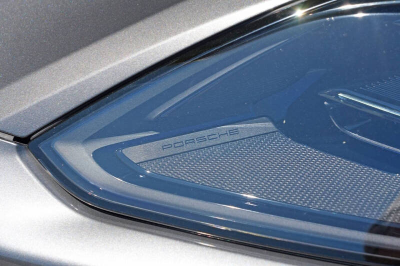 2024 Porsche Cayenne Turbo E-Hybrid Coupe