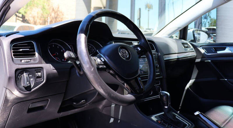 2019 Volkswagen Golf Alltrack