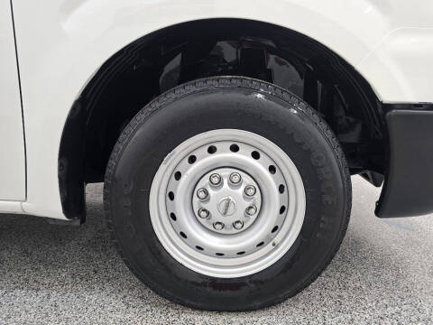 2021 Nissan NV 2500 HD S