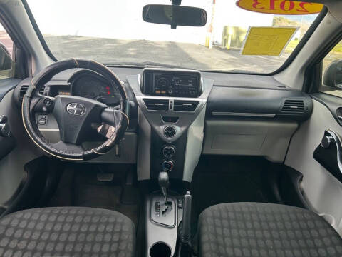 2013 Scion iQ