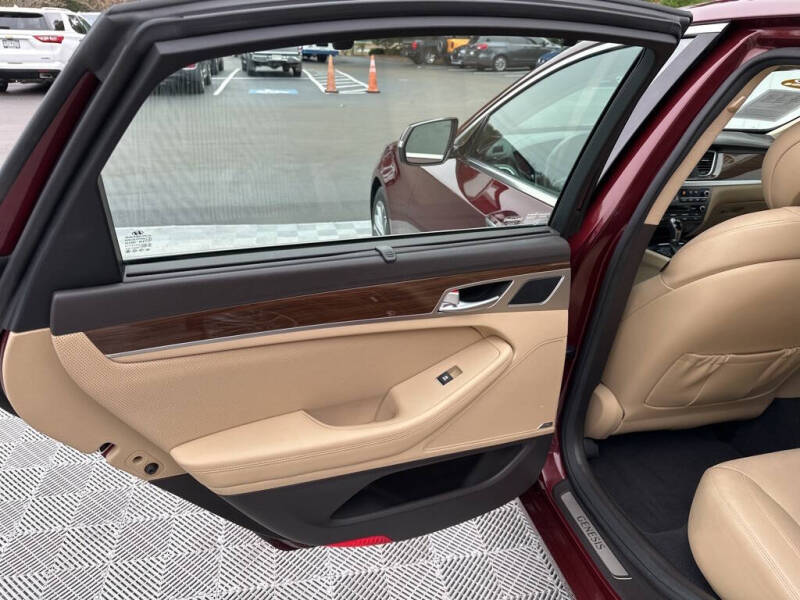 2016 Hyundai Genesis