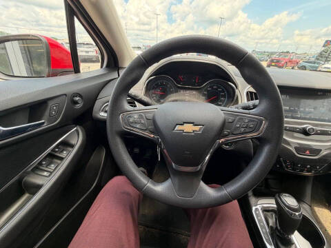 2017 Chevrolet Cruze LT Auto