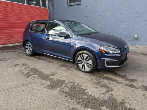 2016 Volkswagen e-Golf for sale at Paramount Motors NW in Seattle WA