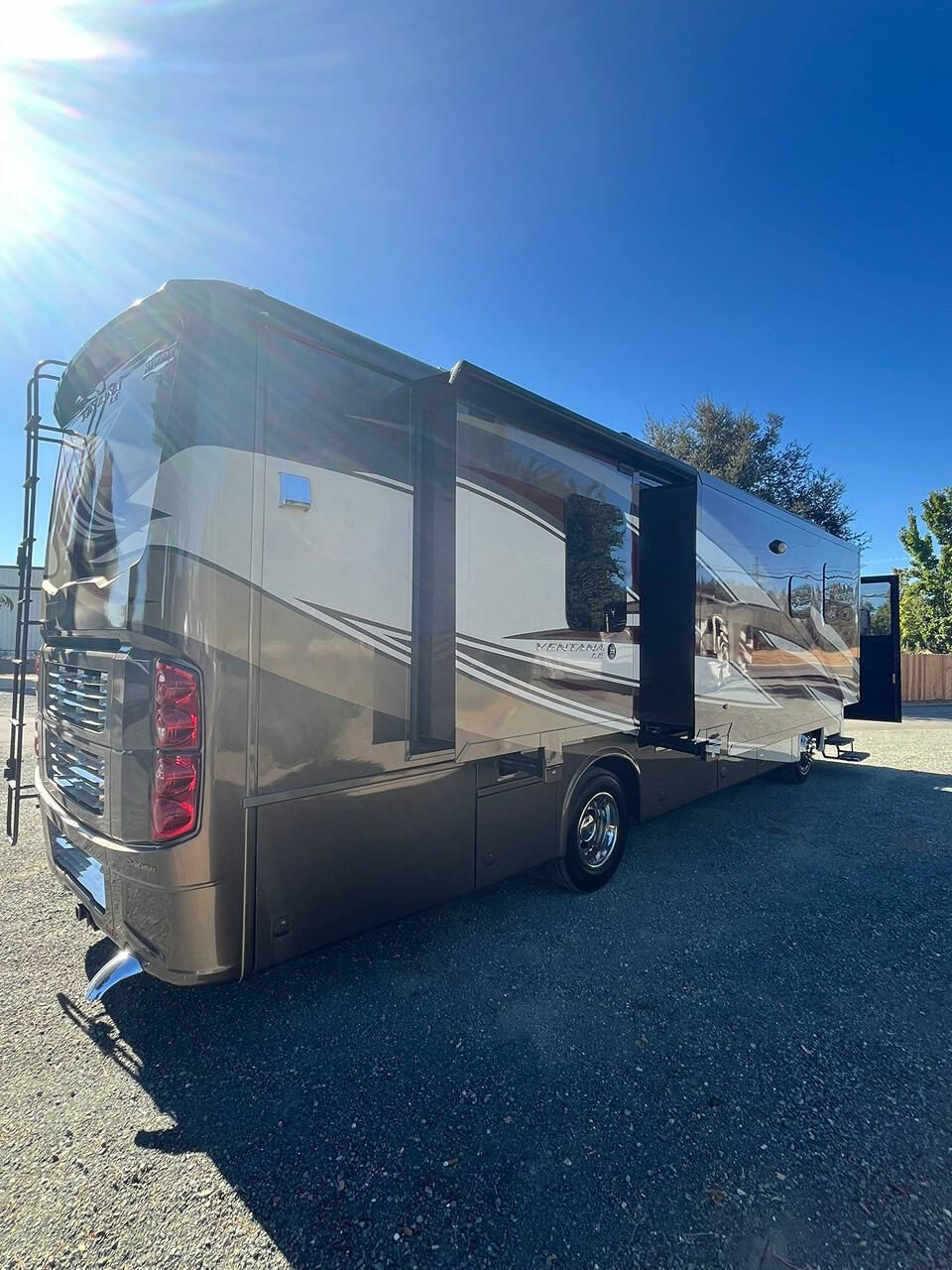 2018 Newmar Ventana for sale at Get Away RV Sales in Templeton, CA