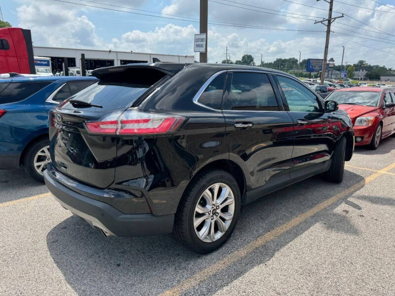 2024 Ford Edge Titanium