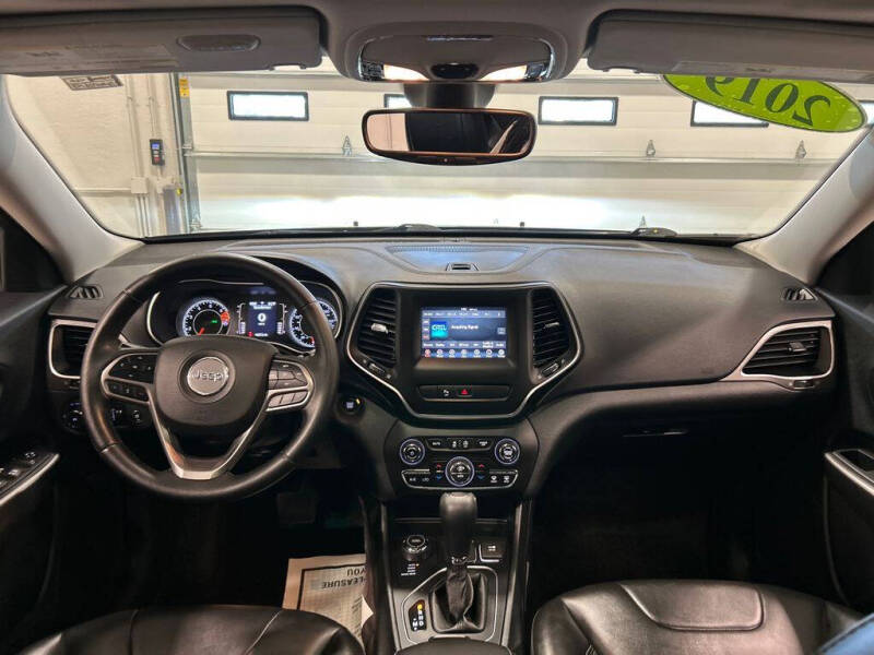 2019 Jeep Cherokee Latitude Plus