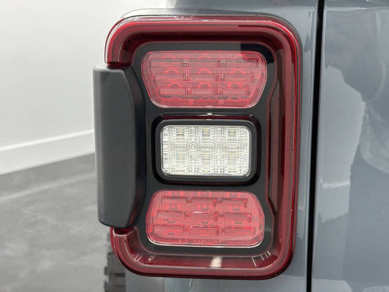 2024 Jeep Gladiator Mojave