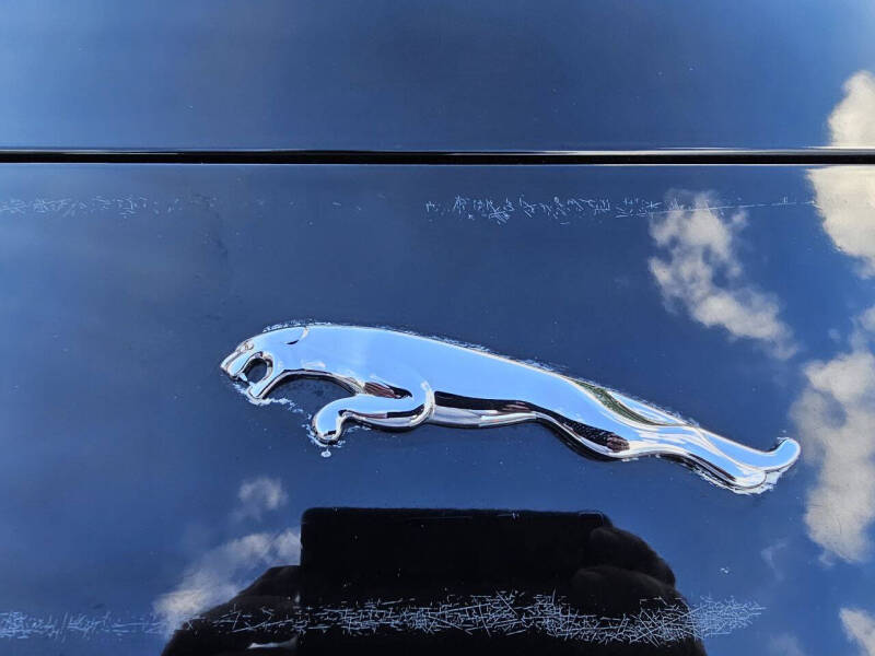 2014 Jaguar F-TYPE V8 S