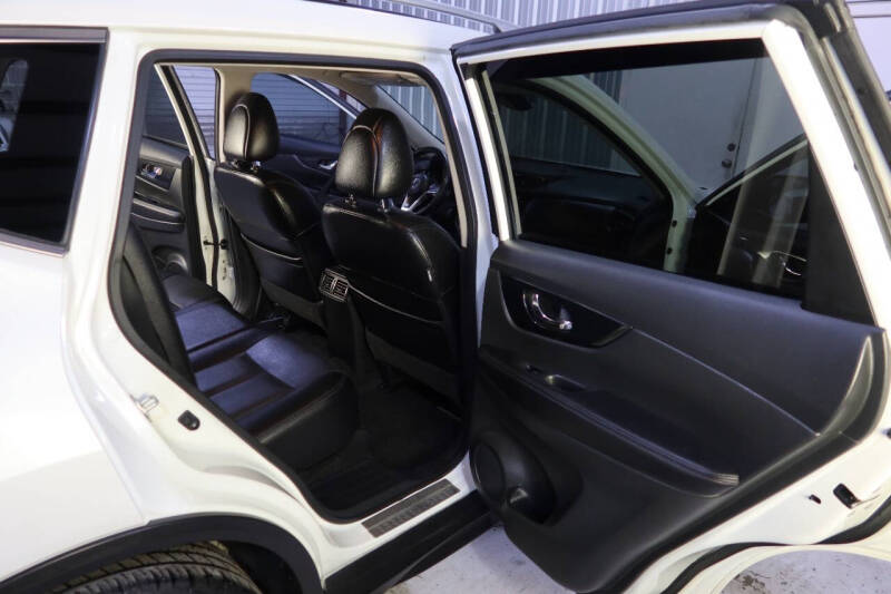 2017 Nissan Rogue SL