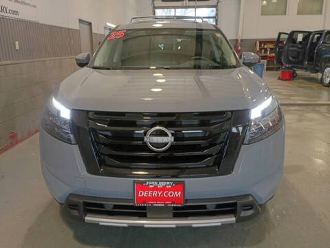 2025 Nissan Pathfinder Platinum