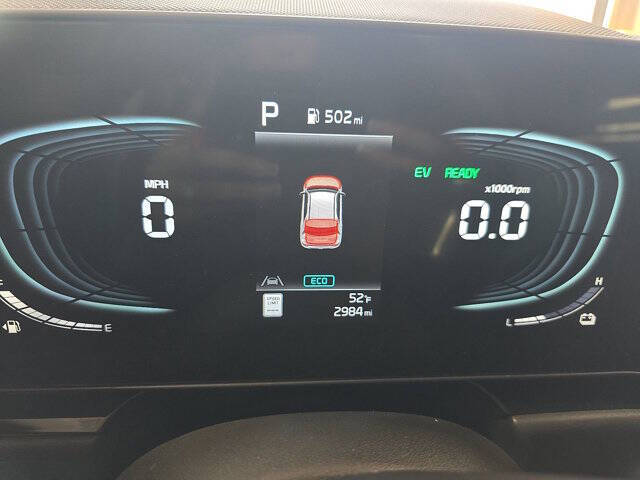 2025 Kia Niro SX Touring