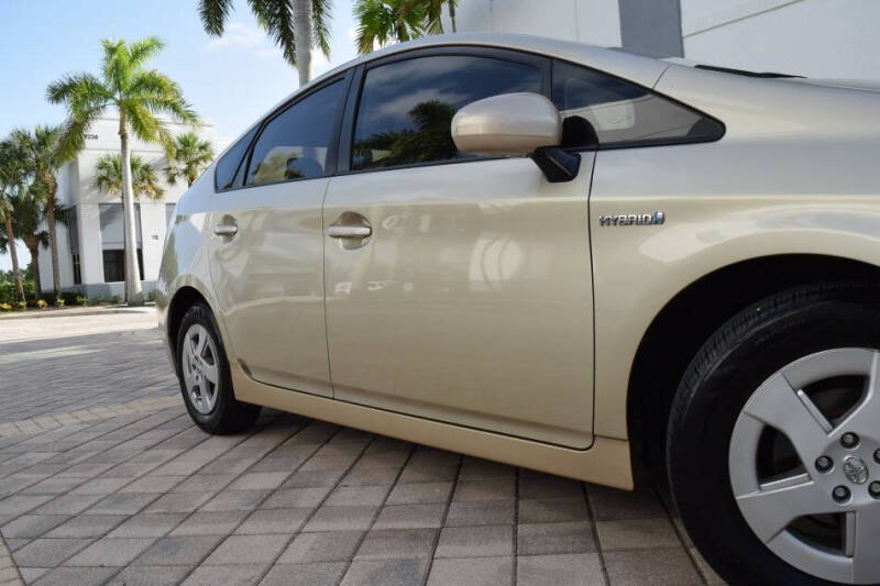 2010 Toyota Prius III