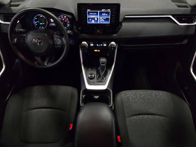 2021 Toyota RAV4 Hybrid XLE