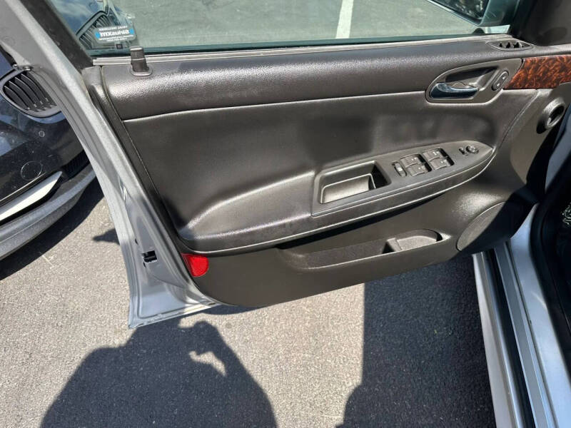 2012 Chevrolet Impala LS