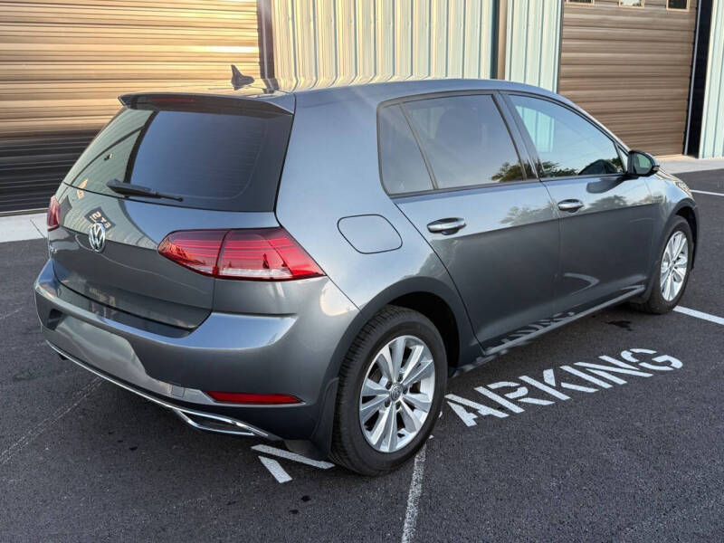 2020 Volkswagen Golf TSI
