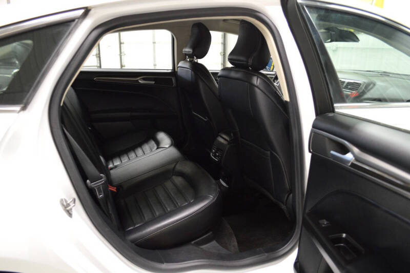 2018 Ford Fusion Hybrid SE