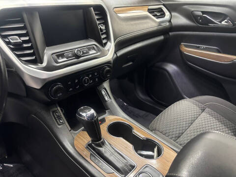 2019 GMC Acadia SLE-2
