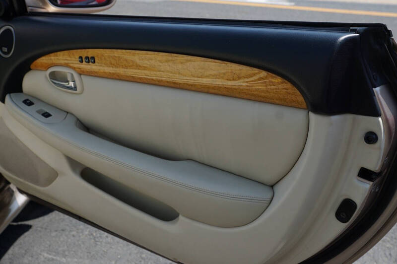 2004 Lexus SC 430