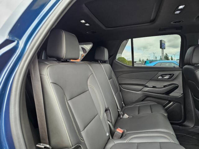 2023 Chevrolet Traverse LT Leather