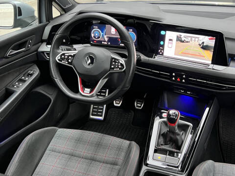 2023 Volkswagen Golf GTI SE