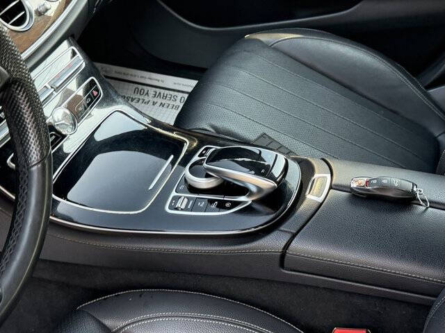 2017 Mercedes-Benz E-Class E 300 4MATIC