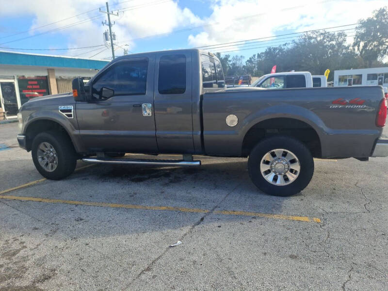 Ford F-250 Super Duty's photo