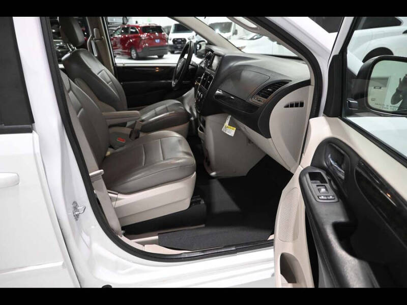 2017 Dodge Grand Caravan SE