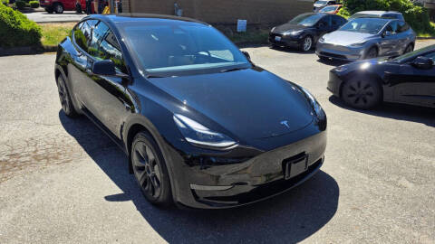 2025 Tesla Model Y Long Range