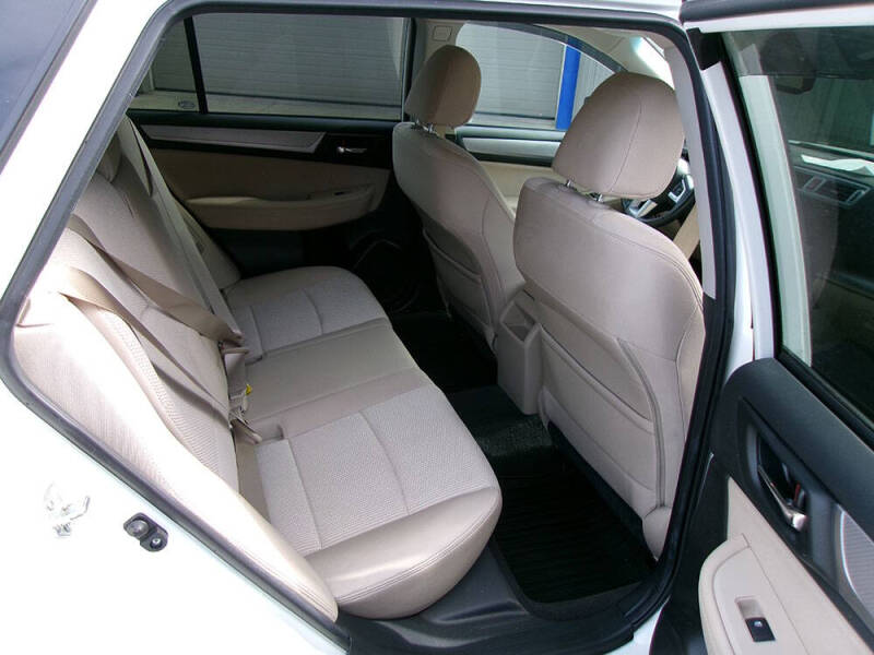 2016 Subaru Outback 2.5i Premium