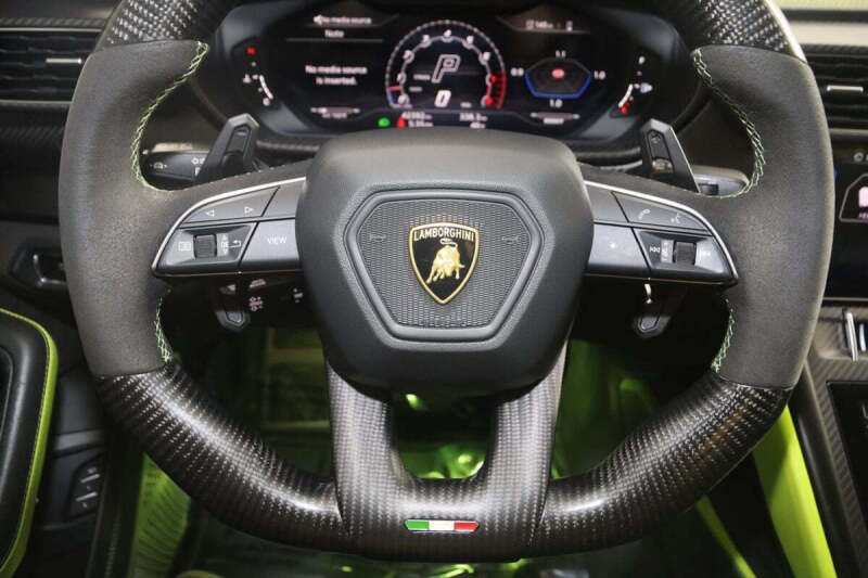2022 Lamborghini Urus