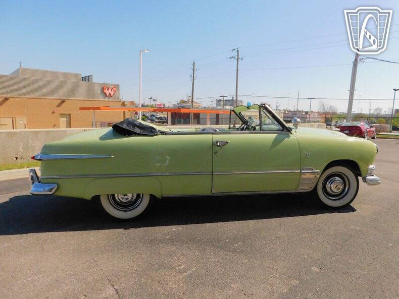 1951 Ford Custom