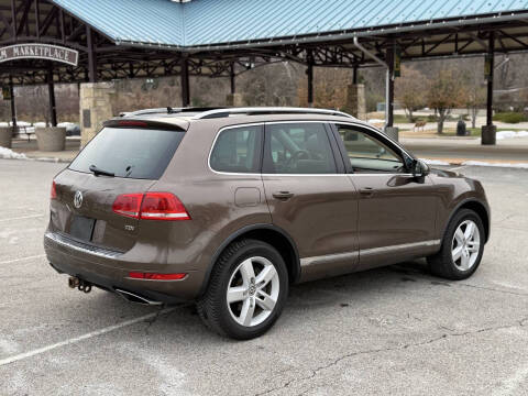 2012 Volkswagen Touareg TDI Sport