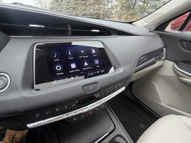 2021 Cadillac XT4 Luxury