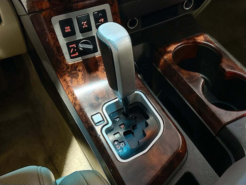 2008 Toyota Sequoia Platinum