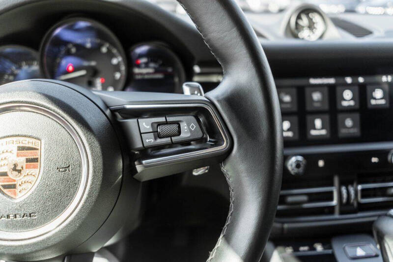 2023 Porsche Macan